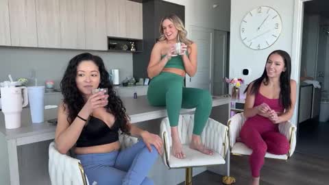 Snapshot of graciemae_baexx chatting on February 2025 07:08:02 PM Gracie Mae online show from February 2025 07:08:02 PM