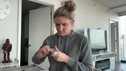 Snapshot of graciemae_baexx chatting on March 2025 09:48:01 PM Gracie Mae online show from March 2025 09:48:01 PM