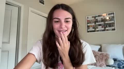 Snapshot of graciesmith27 chatting on July 2026 06:51:02 PM Gracie Smith online show from July 2026 06:51:02 PM