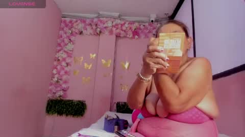 Mi Name is violeta  online show from May 2026 12:24:02 PM