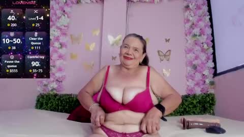 Mi Name is violeta  online show from May 2026 12:56:02 PM