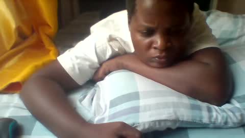 Snapshot of grannylover_ chatting on February 2025 09:44:02 AM grannylover_ online show from February 2025 09:44:02 AM