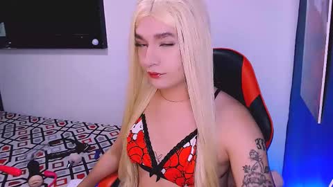 grecia_9inchs online show from October 2025 11:05:01 PM