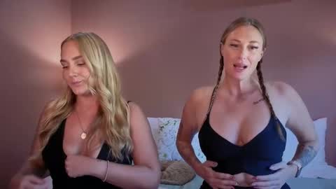 Snapshot of green_eyed_goddess_ chatting on January 2026 08:45:01 PM Green Eyed Goddess online show from January 2026 08:45:01 PM