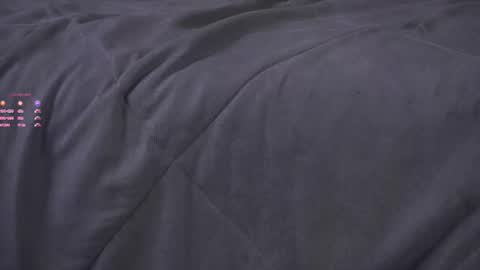 Kelly online show from December 2025 01:53:01 PM