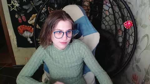 Lina online show from May 2026 11:51:01 AM