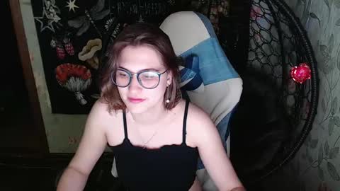 Lina online show from May 2026 12:34:02 PM