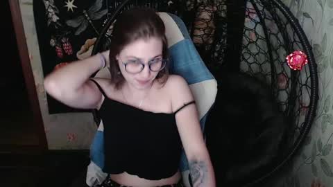 Lina online show from May 2026 01:32:02 PM