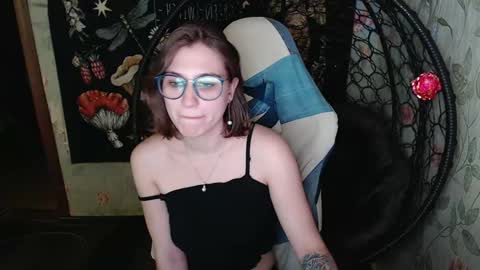 Lina online show from May 2026 11:17:01 AM