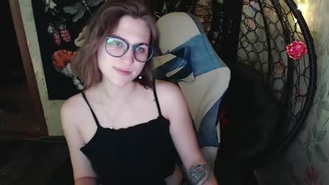 Lina online show from May 2026 09:37:01 AM