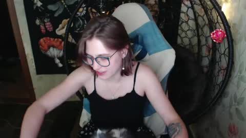 Lina online show from May 2026 11:50:01 AM
