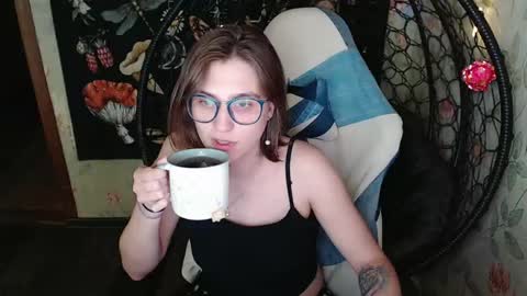 Lina online show from May 2026 10:32:02 AM