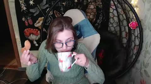 Lina online show from May 2026 09:28:01 AM