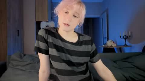 Greg-independent model online show from May 2026 09:12:02 PM
