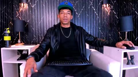 GregorySforza online show from November 2025 06:55:02 PM