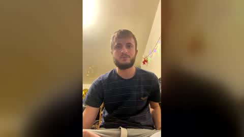 Snapshot of grek32x chatting on December 2025 07:51:02 PM Grek32X online show from December 2025 07:51:02 PM