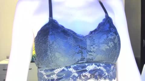 Snapshot of gretamiln chatting on December 2024 10:19:01 PM Greta online show from December 2024 10:19:01 PM