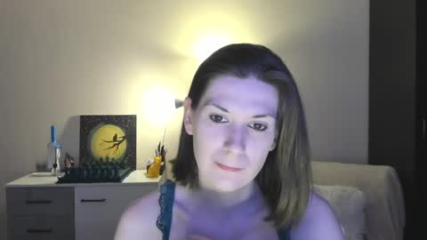 Snapshot of gretamiln chatting on December 2024 10:13:01 PM Greta online show from December 2024 10:13:01 PM