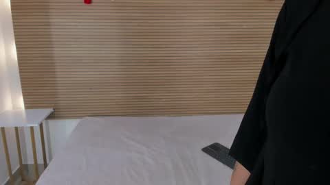 Snapshot of grettarouse chatting on February 2026 04:21:01 AM GRETA online show from February 2026 04:21:01 AM