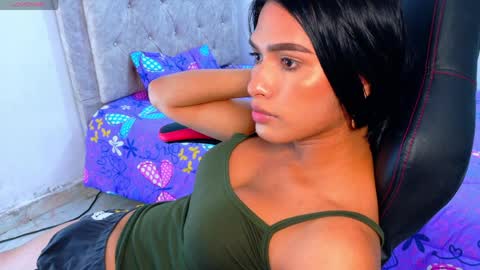 greys02 online show from April 2026 07:14:01 PM