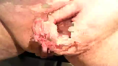 smalldig online show from November 2025 07:42:02 AM