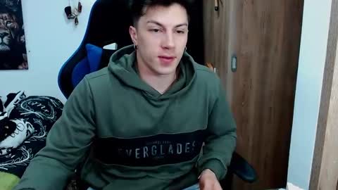 griego01 online show from December 2024 12:28:01 AM