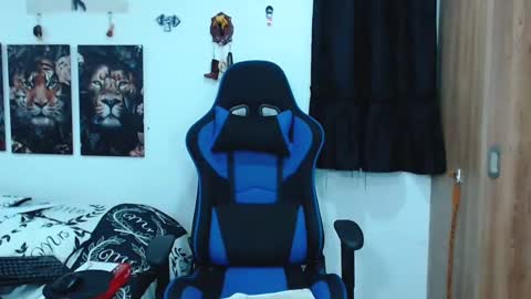 griego01 online show from February 2025 11:00:02 PM