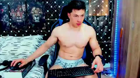 griego01 online show from July 2026 08:00:02 PM