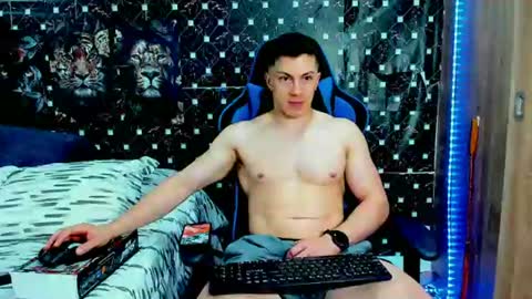 griego01 online show from July 2026 01:00:01 AM