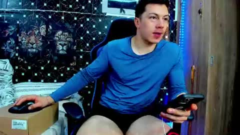 griego01 online show from August 2026 03:37:01 PM
