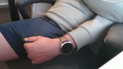 Snapshot of griesie chatting on October 2025 11:50:01 PM Griesie online show from October 2025 11:50:01 PM