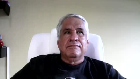 Snapshot of grisa01 chatting on January 2025 07:04:01 PM grisa01 online show from January 2025 07:04:01 PM