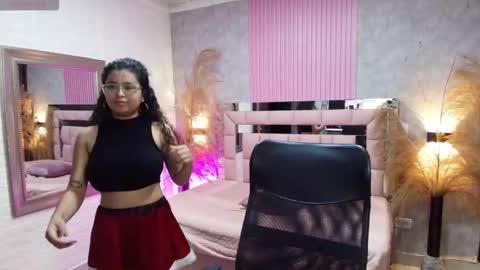    online show from December 2025 07:09:01 PM