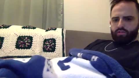 grobs123 online show from December 2024 01:35:01 AM