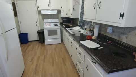 Snapshot of grumpytwo chatting on February 2025 02:05:02 AM grumpytwo online show from February 2025 02:05:02 AM