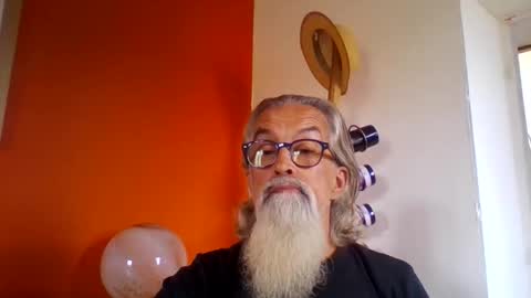 Snapshot of grybear60 chatting on September 2025 12:17:02 PM Grybear online show from September 2025 12:17:02 PM