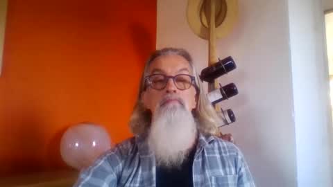 Snapshot of grybear60 chatting on November 2025 10:18:01 AM Grybear online show from November 2025 10:18:01 AM