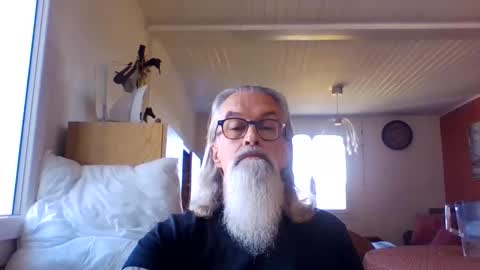 Snapshot of grybear60 chatting on February 2026 11:52:01 AM Grybear online show from February 2026 11:52:01 AM