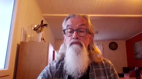 Snapshot of grybear60 chatting on March 2026 07:14:02 AM Grybear online show from March 2026 07:14:02 AM