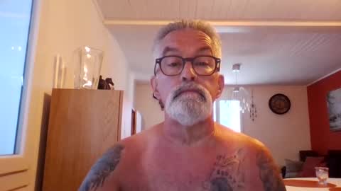 Snapshot of grybear60 chatting on July 2026 06:30:01 AM Grybear online show from July 2026 06:30:01 AM