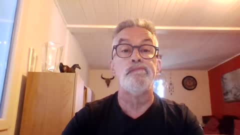 Snapshot of grybear60 chatting on August 2026 09:08:02 AM Grybear online show from August 2026 09:08:02 AM