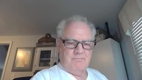 Snapshot of gspotlover1 chatting on November 2025 05:12:02 PM Horny Daddy online show from November 2025 05:12:02 PM