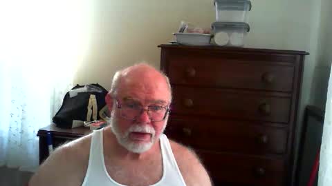 Gary online show from May 2026 01:42:02 PM