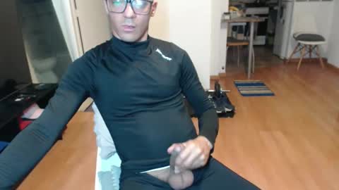 Snapshot of guachin_new chatting on April 2026 04:23:02 AM guachin_new online show from April 2026 04:23:02 AM