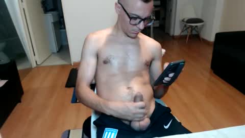 guachin_new online show from May 2026 05:25:01 AM