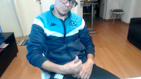 guachin_new online show from May 2026 09:23:01 PM