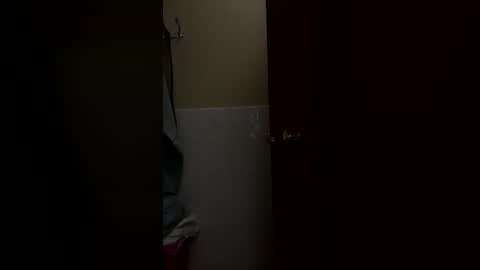 guamwolf671 online show from July 2026 07:43:01 PM