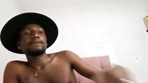 guapoj online show from February 2025 08:10:01 PM