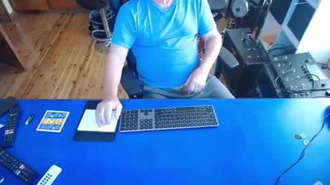 guesswhatigot2 online show from December 2024 06:33:01 AM