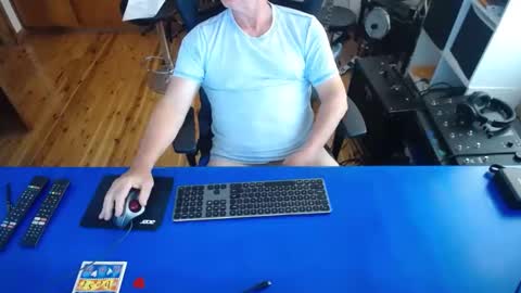 guesswhatigot2 online show from January 2025 02:09:01 AM